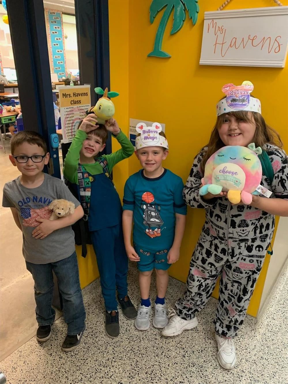 Students from Mrs. Havens class on their celebration day